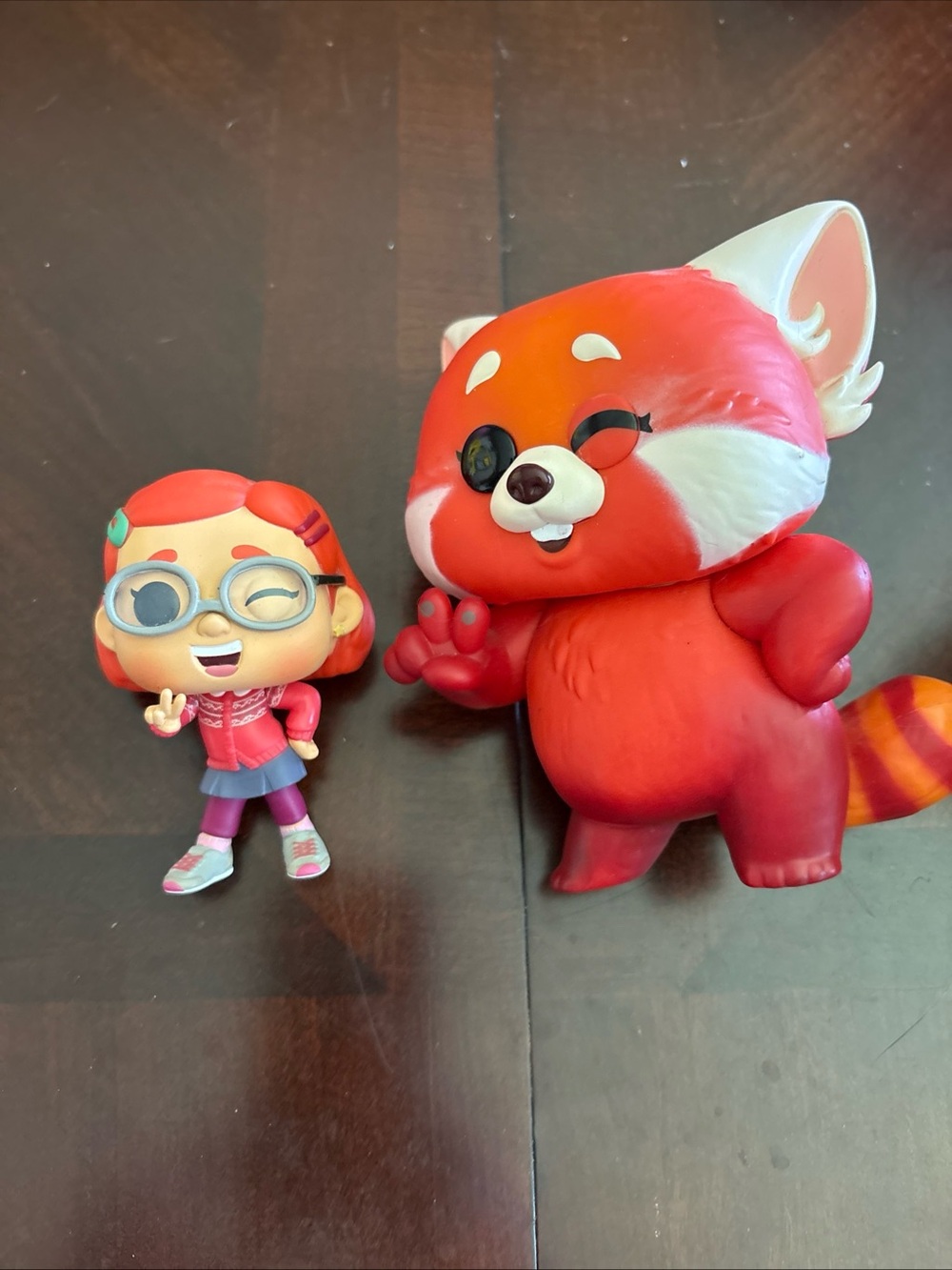 Funko Pixar Super Deluxe Turning Red Red Panda Mei No. 1185 & No. 1186